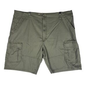 Wrangler Authentic Cargo Shorts Men's 42 Olive Green Flat Front Outdoors